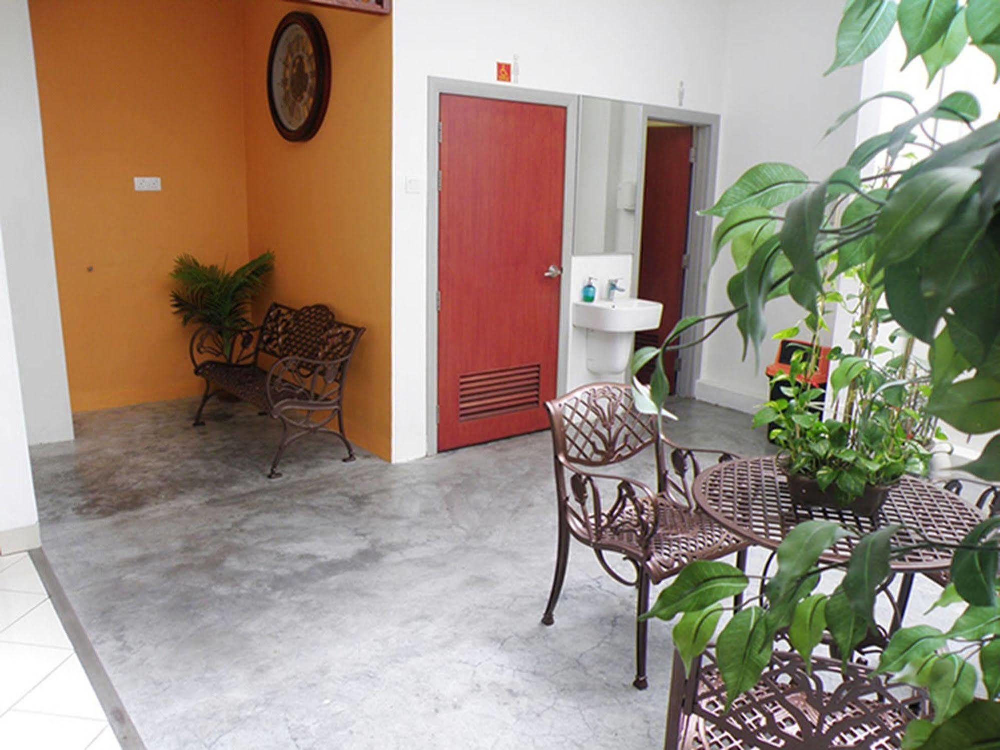 Yan Hotel George Town Exterior photo
