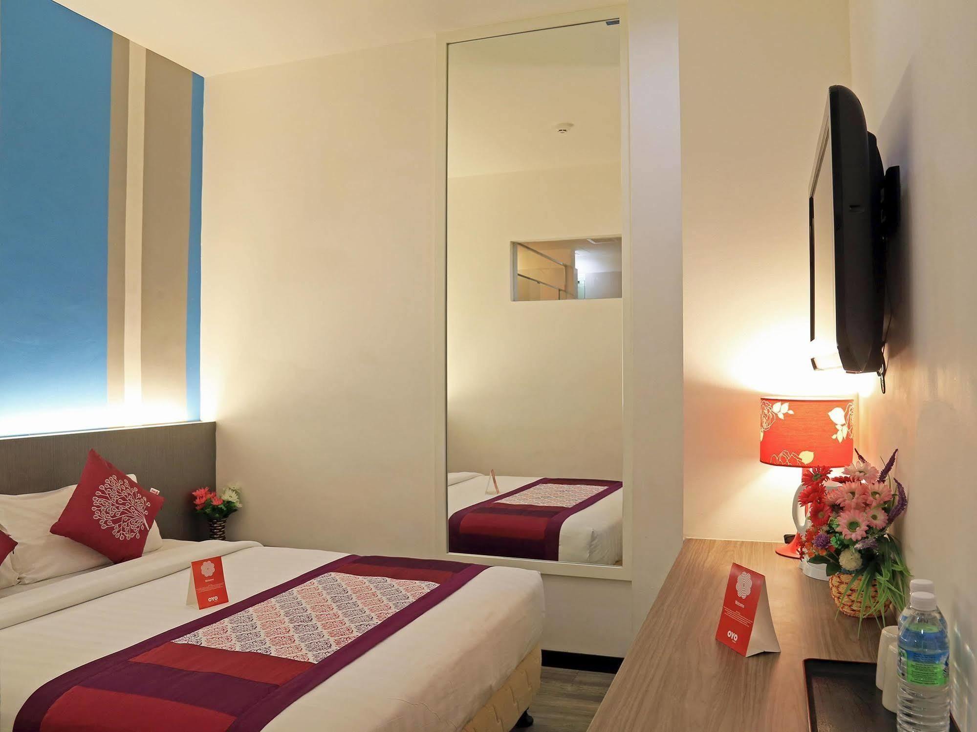 Yan Hotel George Town Exterior photo